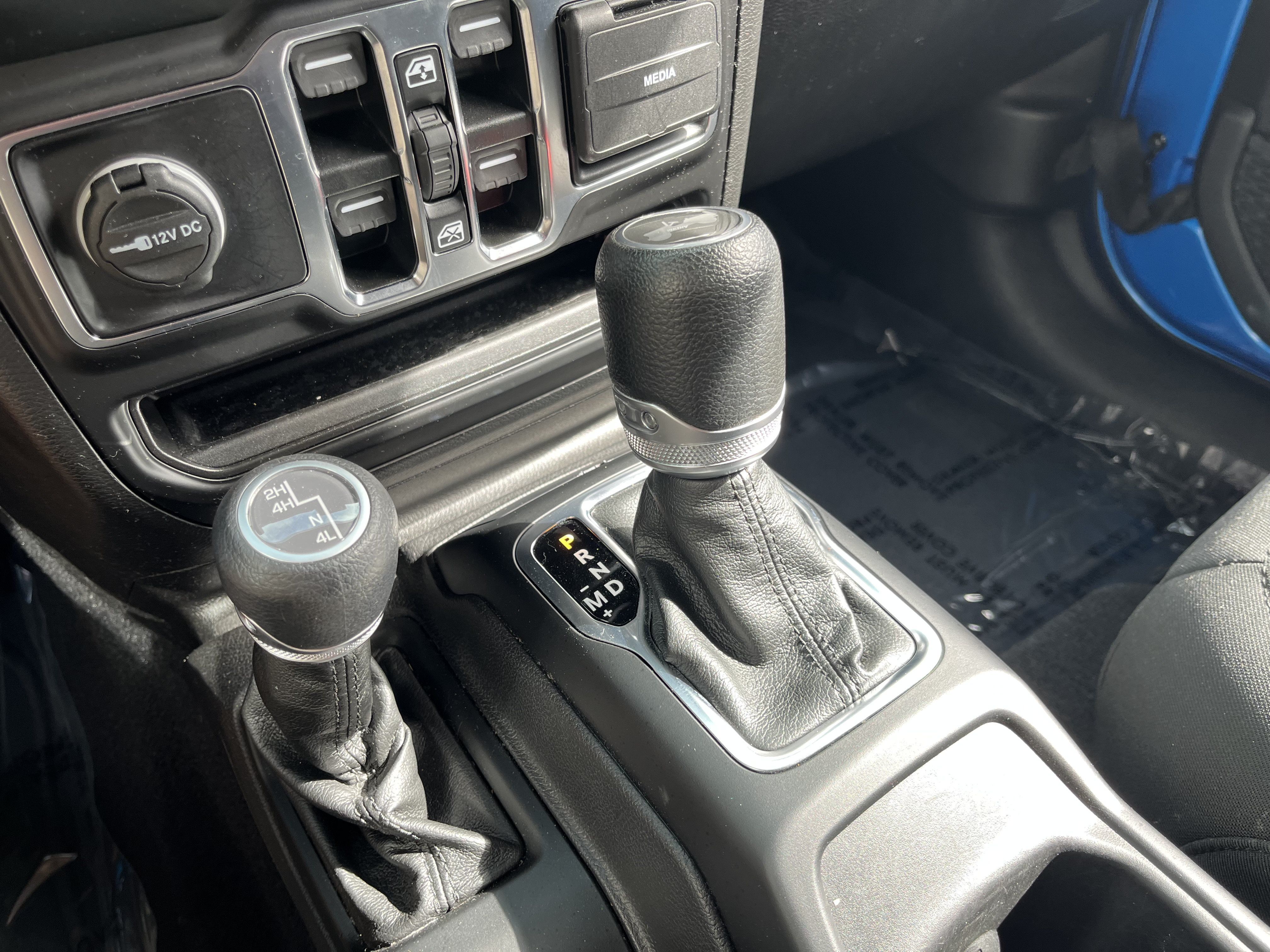 Used 2022 Jeep Wrangler Unlimited Sport AWD/4WD image 21
