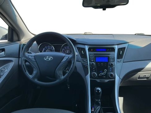 Used 2012 Hyundai Sonata GLS FWD image 10