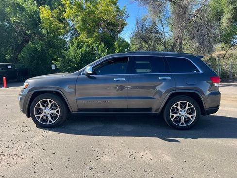 Used 2021 Jeep Grand Cherokee Overland AWD/4WD image 2