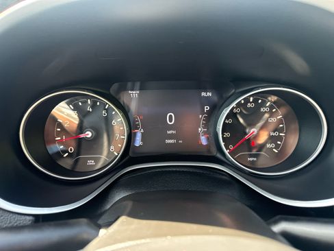 Used 2018 Jeep Compass Limited w/ Navigation Group AWD/4WD image 18