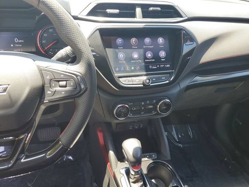 Used 2023 Chevrolet TrailBlazer RS w/ Sun and Liftgate Package FWD image 27