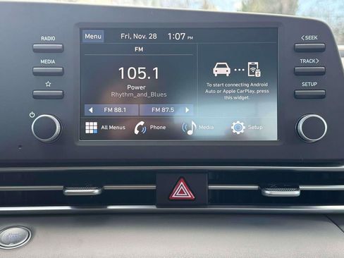 New 2026 Hyundai Elantra Sport FWD image 23