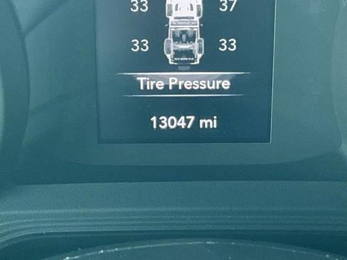 Used 2024 Jeep Wrangler Sport image 26