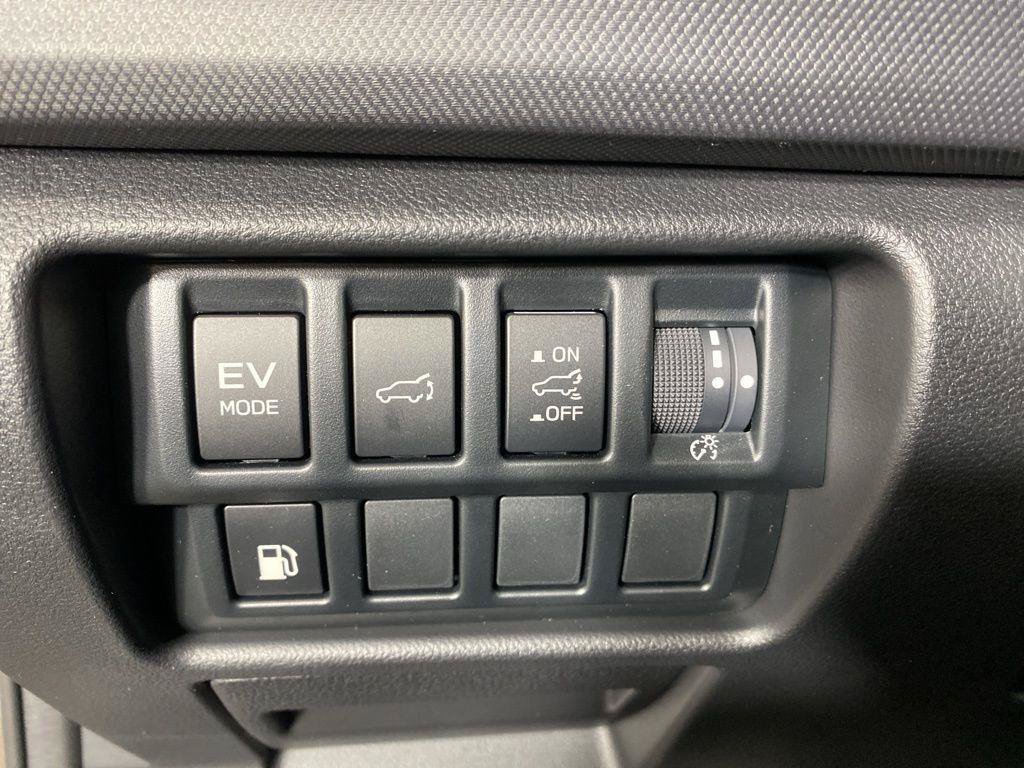 Used 2025 Subaru Forester Touring AWD/4WD image 25