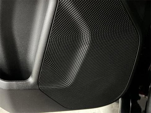 Certified 2024 Chevrolet Colorado LT w/ LT Convenience Package III image 24