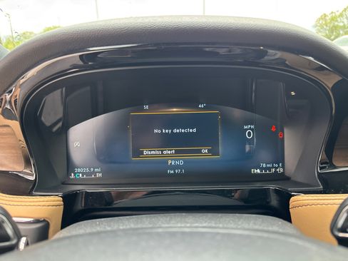 Certified 2023 Lincoln Corsair Reserve w/ Equipment Group 201A AWD/4WD image 15
