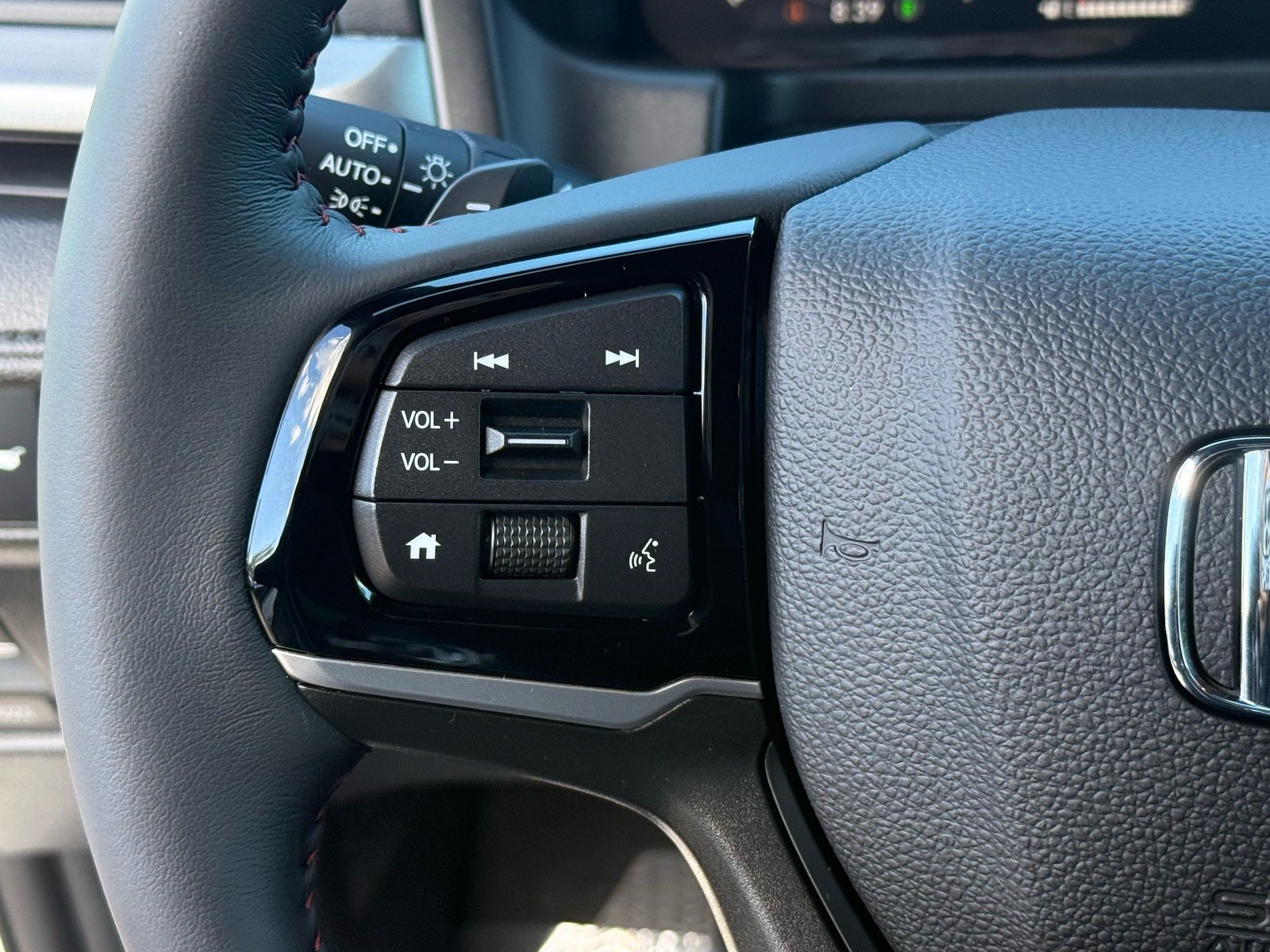 Certified 2026 Honda Odyssey Sport-L image 18