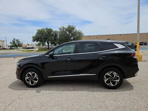 Used 2024 Kia Sportage LX AWD/4WD image 5