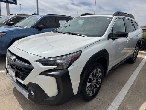 Used 2025 Subaru Outback Limited image 5