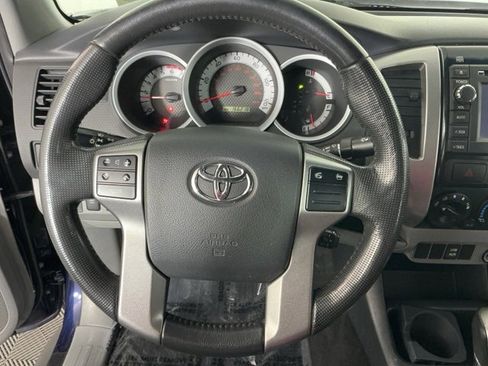 Used 2013 Toyota Tacoma PreRunner image 15