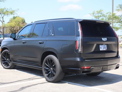 Used 2024 Cadillac Escalade Sport Platinum w/ LPO, ONYX Package AWD/4WD image 4