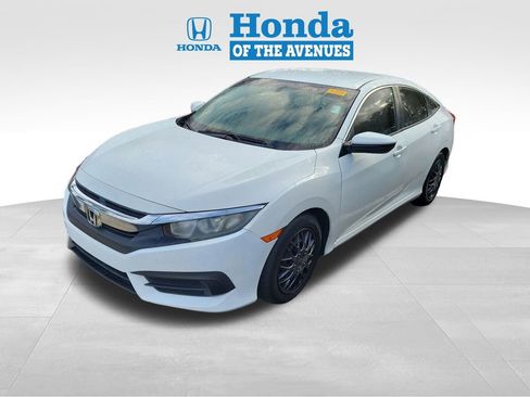 Used 2018 Honda Civic LX image 3