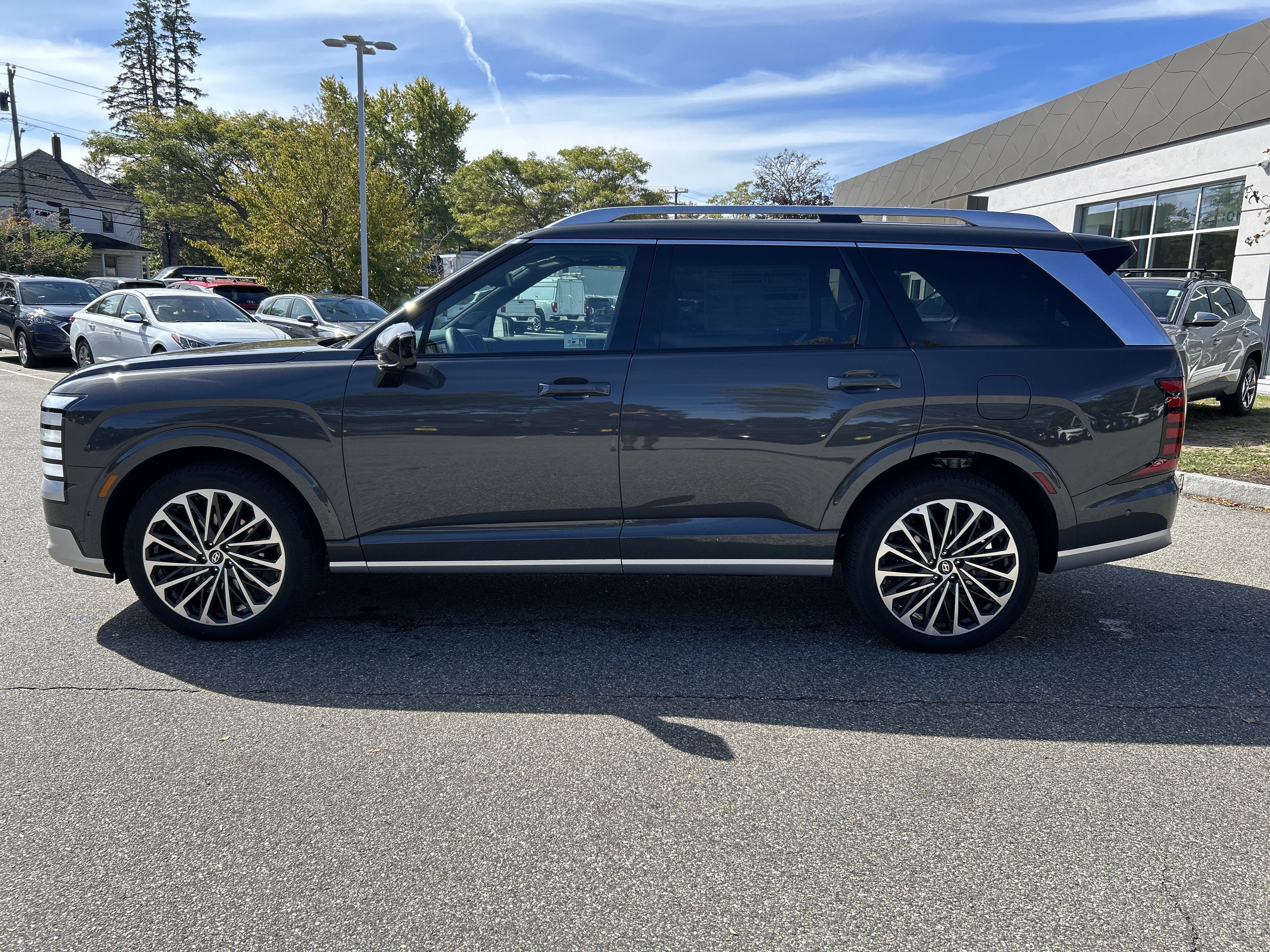 New 2026 Hyundai Palisade Calligraphy AWD/4WD image 2
