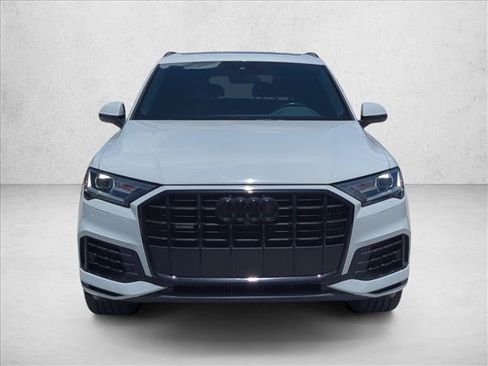 Used 2021 Audi Q7 3.0T Premium Plus w/ Premium Plus Package AWD/4WD image 2