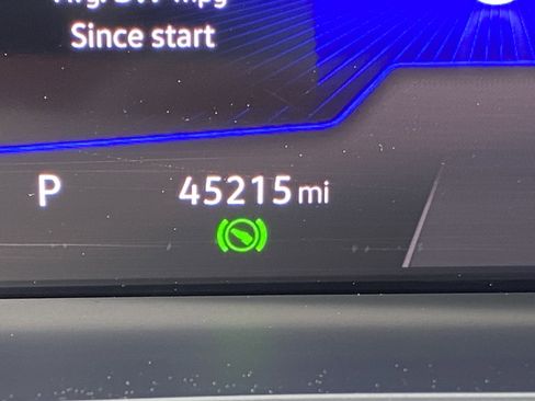 Used 2023 Volkswagen Tiguan SE image 23