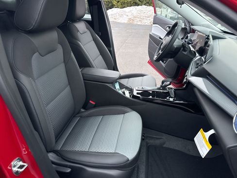 New 2026 Chevrolet Trax LT w/ LT Convenience Package image 58