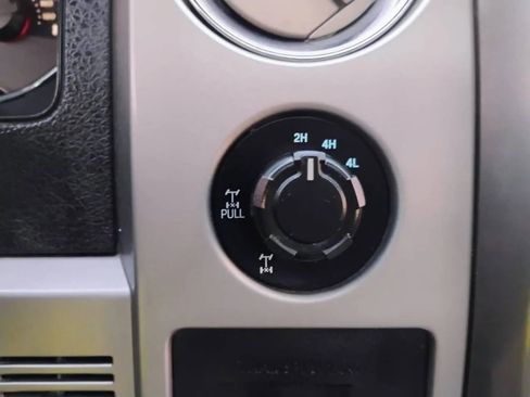 Used 2014 Ford F150 FX4 w/ Equipment Group 402A Luxury image 16