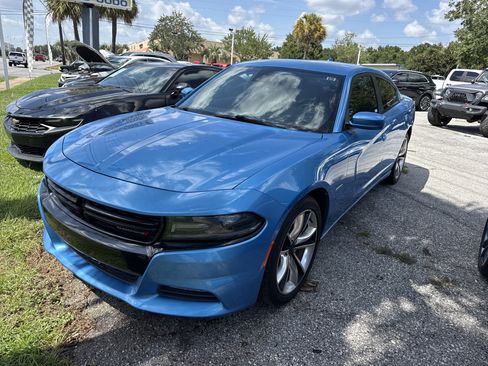 Used 2015 Dodge Charger R/T w/ Premium Group RWD image 1
