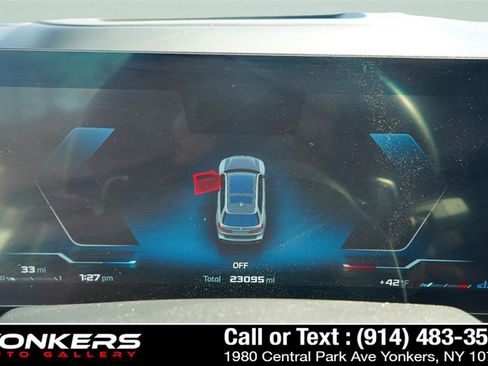 Used 2024 BMW X7 M60i w/ Executive Package image 42