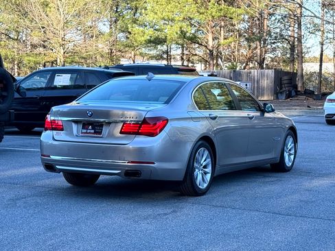 Used 2013 BMW 740Li image 4