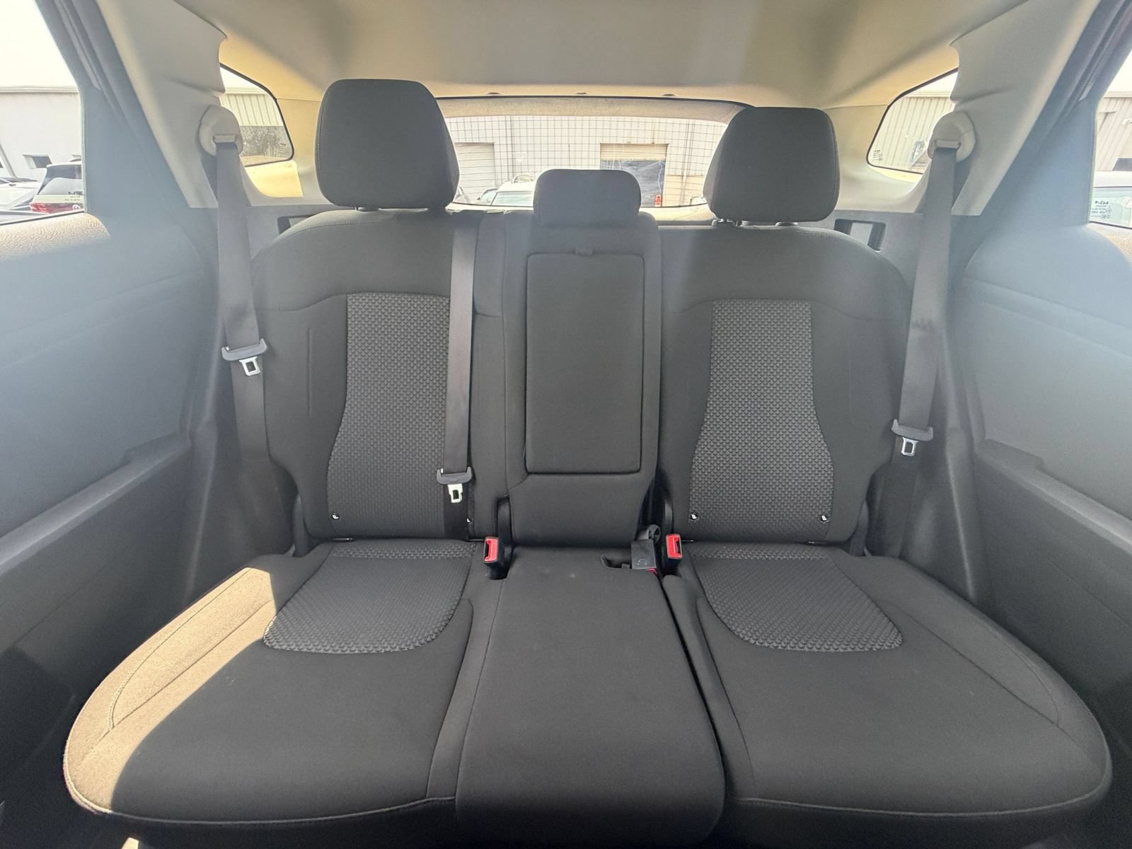 Used 2025 Kia Sportage LX AWD/4WD image 36