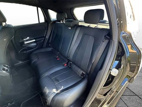 Certified 2025 Mercedes-Benz GLA 250 4MATIC image 24