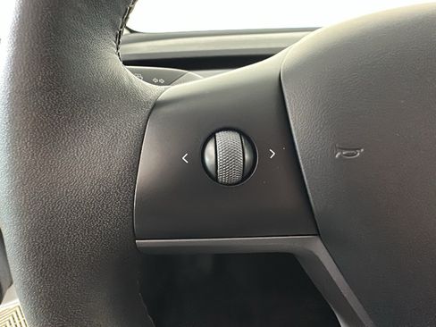 Used 2023 Tesla Model 3 Standard Range RWD image 15