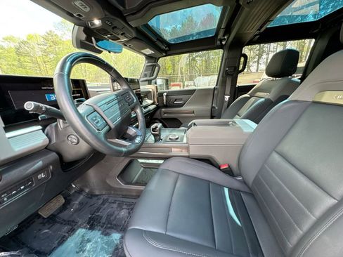 Used 2024 GMC Hummer EV 3X w/ Omega Edition AWD/4WD image 13