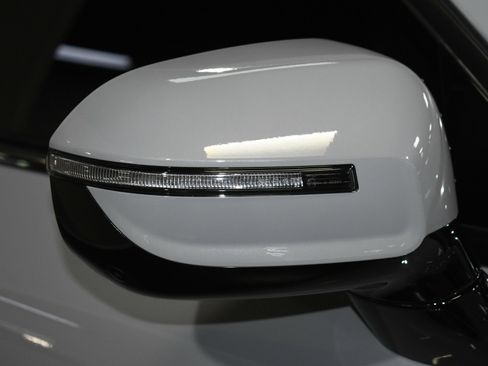 Used 2022 Kia Telluride SX w/ SX Prestige Package image 61