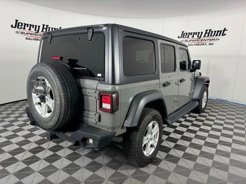 Used 2021 Jeep Wrangler Unlimited Sport AWD/4WD image 7