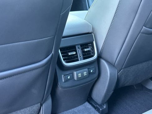 Used 2022 Subaru Legacy Limited AWD/4WD image 15