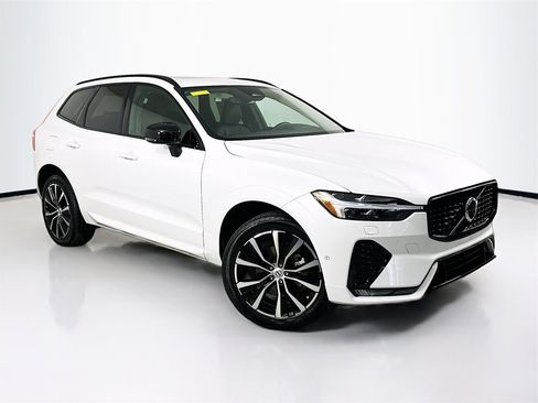 Certified 2024 Volvo XC60 B5 Plus w/ Climate Package image 1