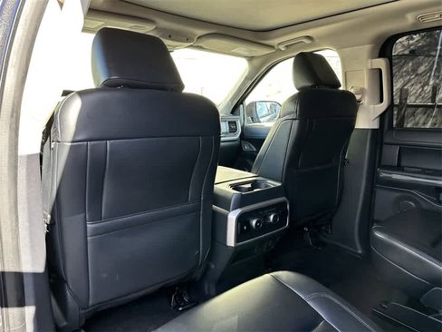 Used 2022 Ford Expedition Max XLT image 12