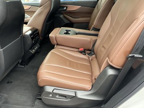 Certified 2024 Acura MDX FWD w/ Technology Package image 22