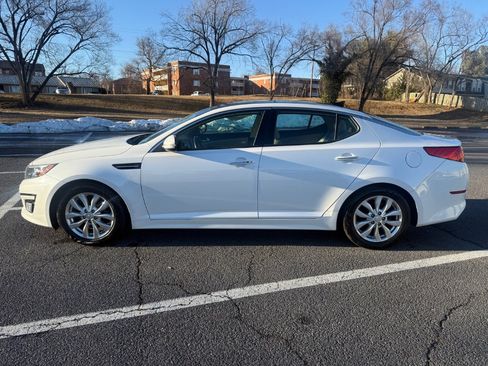 Used 2015 Kia Optima EX w/ EX Premium Package image 8