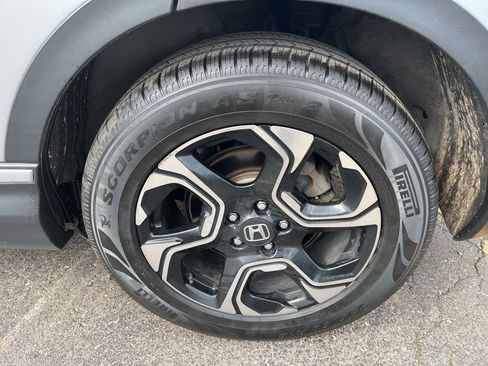 Used 2019 Honda CR-V Touring image 9