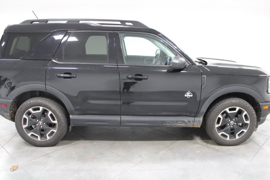 Used 2023 Ford Bronco Sport Outer Banks w/ Tech Package AWD/4WD image 11