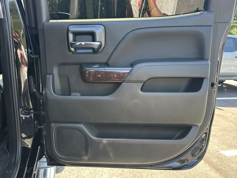 Used 2018 GMC Sierra 1500 SLT AWD/4WD image 10