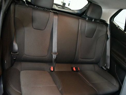 Used 2025 Buick Encore GX Preferred FWD image 23