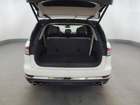 Used 2020 Lincoln Aviator Reserve w/ Equipment Group 202A AWD/4WD image 29