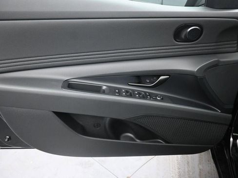 New 2026 Hyundai Elantra Sport FWD image 21