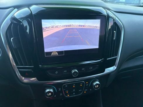 Used 2020 Chevrolet Traverse LT AWD/4WD image 22