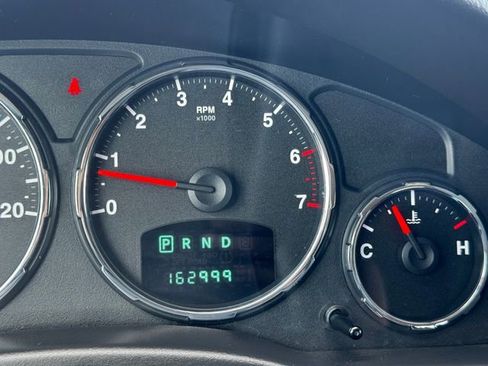 Used 2010 Jeep Liberty Sport w/ Popular Equipment Group AWD/4WD image 24
