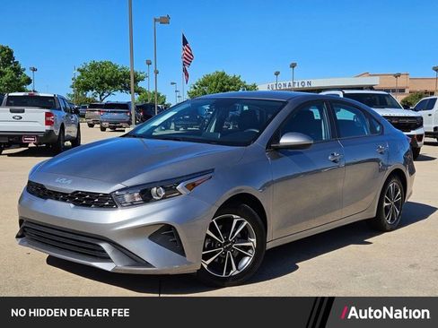Used 2024 Kia Forte LXS FWD image 1