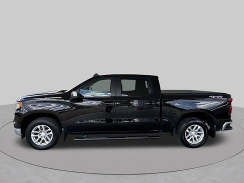 Used 2023 Chevrolet Silverado 1500 LT AWD/4WD image 6