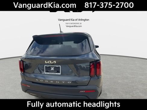 Certified 2022 Kia Sorento LX FWD image 8