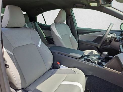 Used 2026 Toyota Camry SE w/ Convenience Package FWD image 20