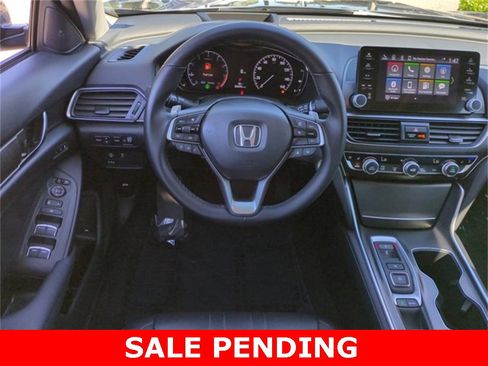 Used 2021 Honda Accord Touring image 14