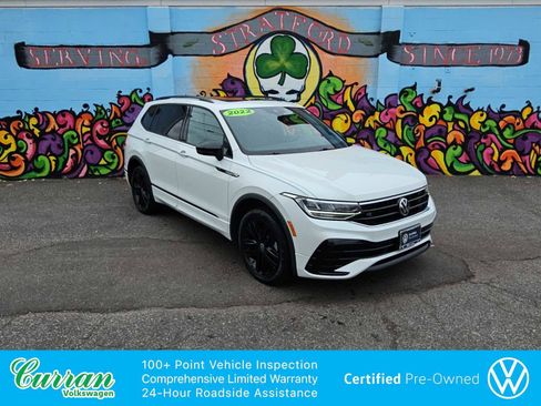 Certified 2022 Volkswagen Tiguan SE R-Line image 1