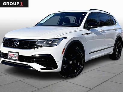 Used 2023 Volkswagen Tiguan SE R-Line